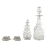 A COLLECTION OF 18TH/19TH CENTURY GLASSWARE