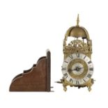 THOMAS WHEELER, NEURE (NEAR) THE FRENCH CHURCH. A 17TH CENTURY BRASS LANTERN CLOCK WITH BALANCE WHEE