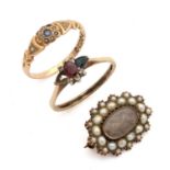 A COLLECTION OF VICTORIAN AND LATER JEWELLERY PIECES