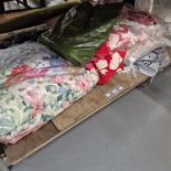 A quantity of miscellaneous curtains