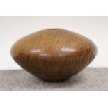 Collection of miscellaneous treenware, to include Robert Chapman bowl in ripple eucalyptus