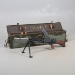 A DEACTIVATED SECOND WORLD WAR BREN GUN.