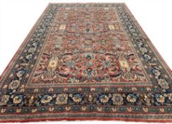 ANTIQUE PERSIAN MAHAL CARPET.