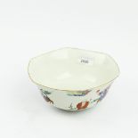 CHINESE FAMILLE ROSE HEXAGONAL BOWL.