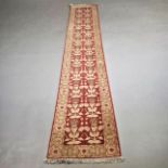 ARTS AND CRAFTS DESIGN RUNNER.