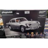 LIMITED EDITION PLAY MOBILE ASTON MARTIN JAMES BOND 007 SET