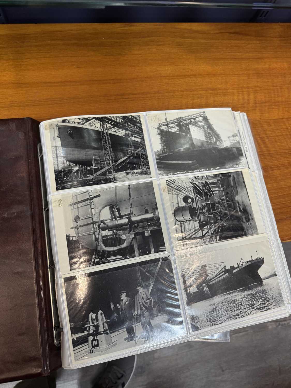 INTERESTING COLLECTION OF POSTCARDS, EARLY 20TH CENTURY AND LATER - Image 7 of 12