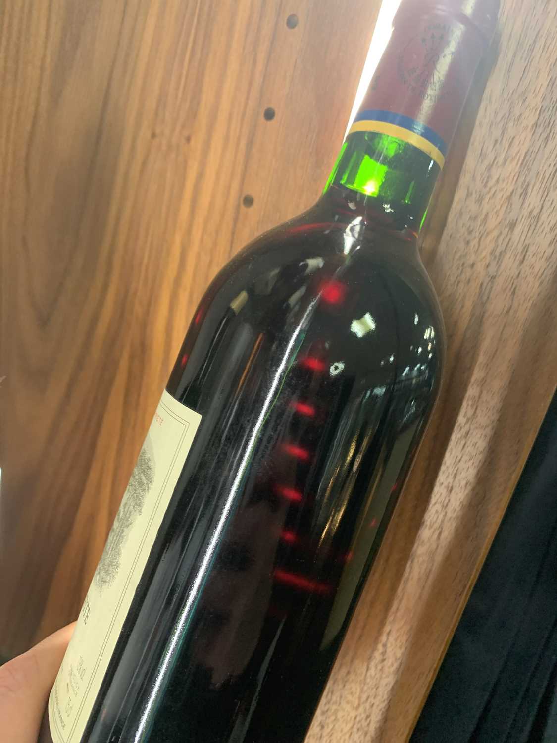 CHATEAU LAFITE ROTHSCHILD CARRUADES DE LAFITE 1995 PAUILLAC, BORDEAUX - Image 2 of 9