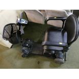 Electric mobility scooter