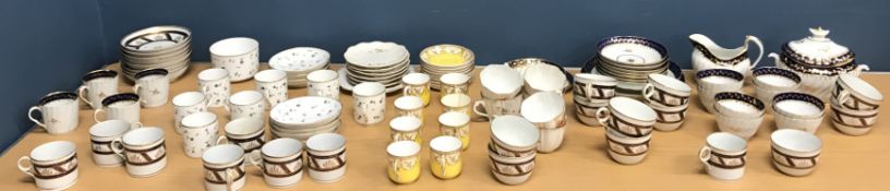 A Worcester type part tea set (poss.