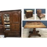 A circa 1900 mahogany wardrobe compactum,