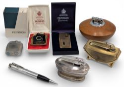 Ronson Lighter Collection: to include a pen example, a boxed Milady VM450, Ronson electronic, also