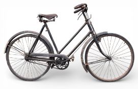 Barn fine vintage Raleigh Ladies Bicycle, for restoration: full rod lever brakes, single seat, a