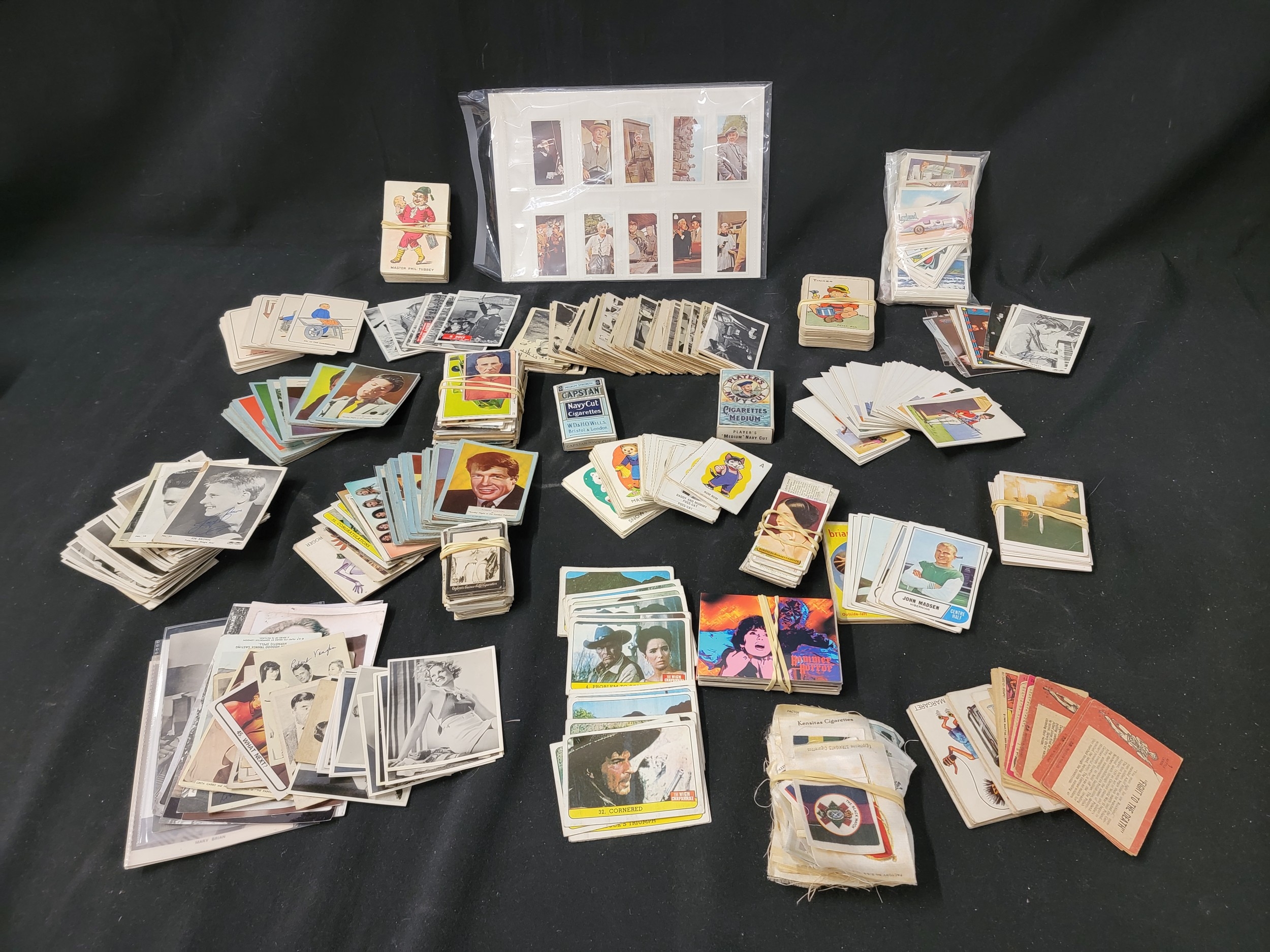 ASSORTED COLLECTION OF CIGARETTE AND CONFECTION TRADING CARDStogether ...