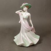 Coalport Lady figurine Ladies of fashion 'Summer Days' . H:-20cm