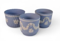 Wedgwood pale blue Jasperware Planters. Tallest:-10cm (3)