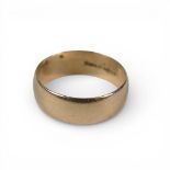 9ct gold wedding ring, size N,2.8g.