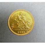 1982 gold half Sovereign, 4g.