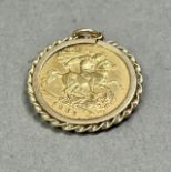 1908 gold half Sovereign in a 9ct pendant mount, combined 5.3g.