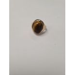 9ct yellow gold signet ring with oval cabouchon tigers eye, marked 375, size Q, 6.2g