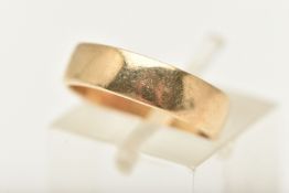 A 9CT GOLD WIDE BAND RING, approximate band width 4.5mm, hallmarked 9ct Birmingham, ring size J,