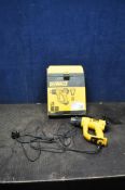 A DeWALT D26414 240V HEAT GUN with original box (PAT pass and working)