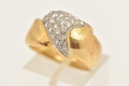 AN 18CT GOLD DIAMOND DRESS RING, hallmarked 18ct Sheffield import, ring size L 1/2, approximate