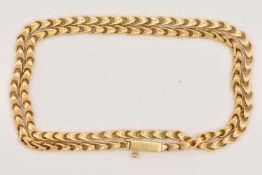 AN 18CT GOLD FANCY WHEAT CHAIN NECKLACE, fitted with an integrated push piece clasp, hallmarked 18ct