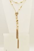 A YELLOW METAL FANCY LINK CHAIN NECKLACE, long elongated belcher style chain with textured links,