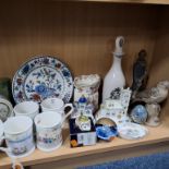 A GROUP OF NAMED CERAMICS AND FIGURES ETC to include a Whitefriars 'Knobbly Streakyy' vase, four