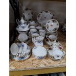 A SMALL COLLECTION OF MAINLY TEAWARE FROM ROYAL ALBERT to include pieces of 'Old Country Roses'