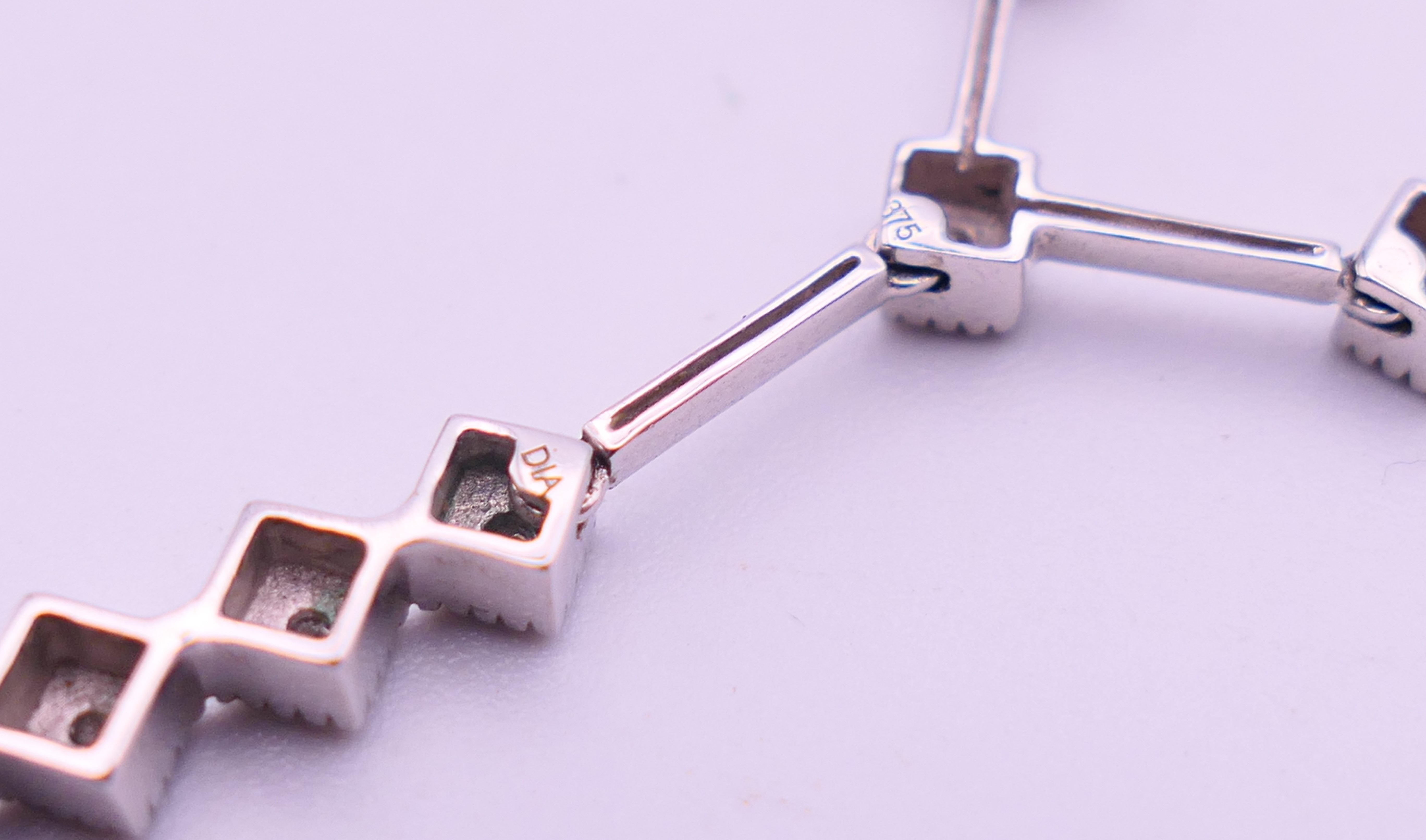 A 9 ct white gold and diamond pendant necklace. Pendant drop 3 cm high, chain 45 cm long. 3. - Image 8 of 8