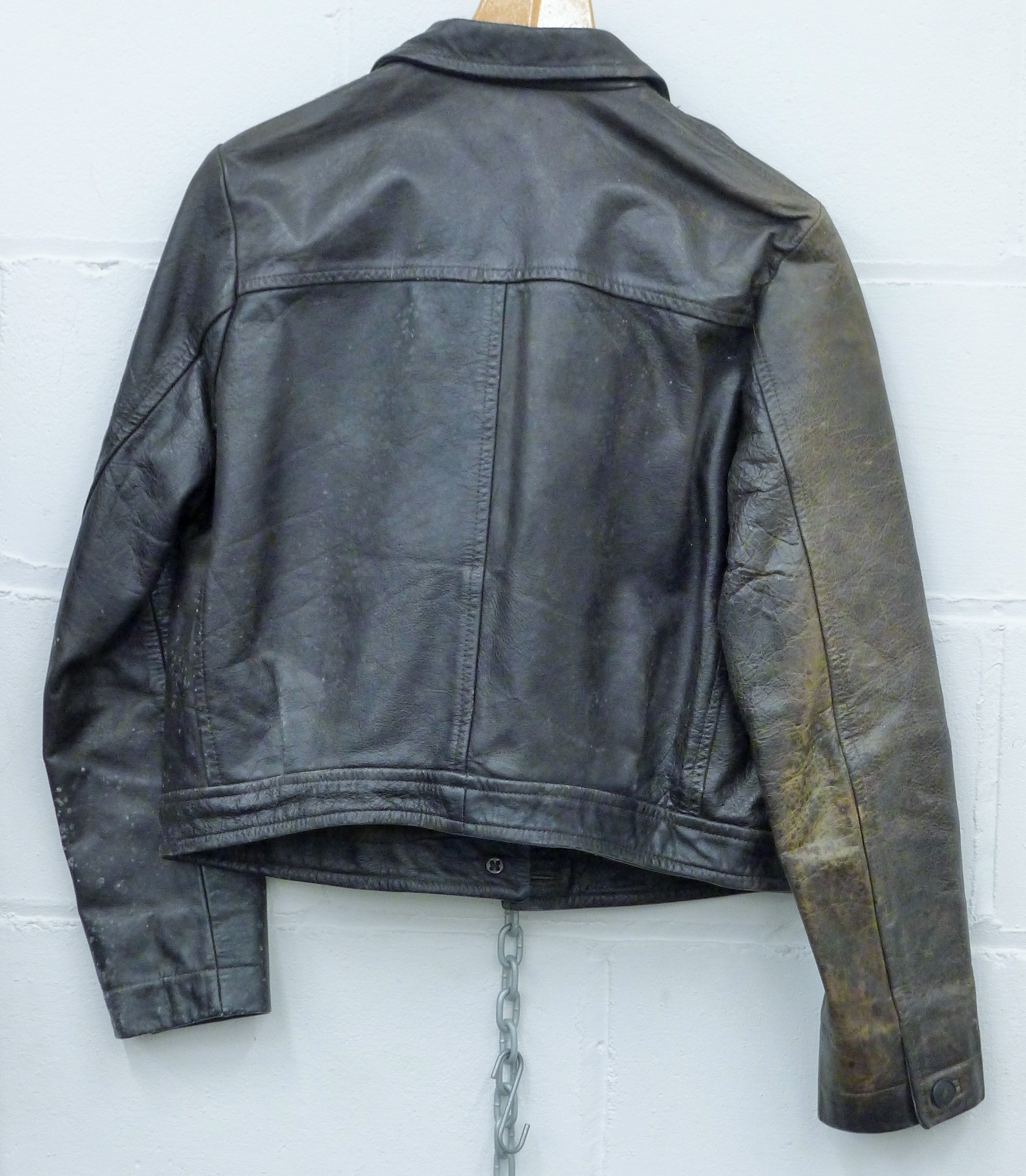 A vintage French Connection ladies' leather jacket, size small and two vintage fur coats. - Image 3 of 9