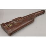 A leather leg of mutton gun case. 78 cm long.
