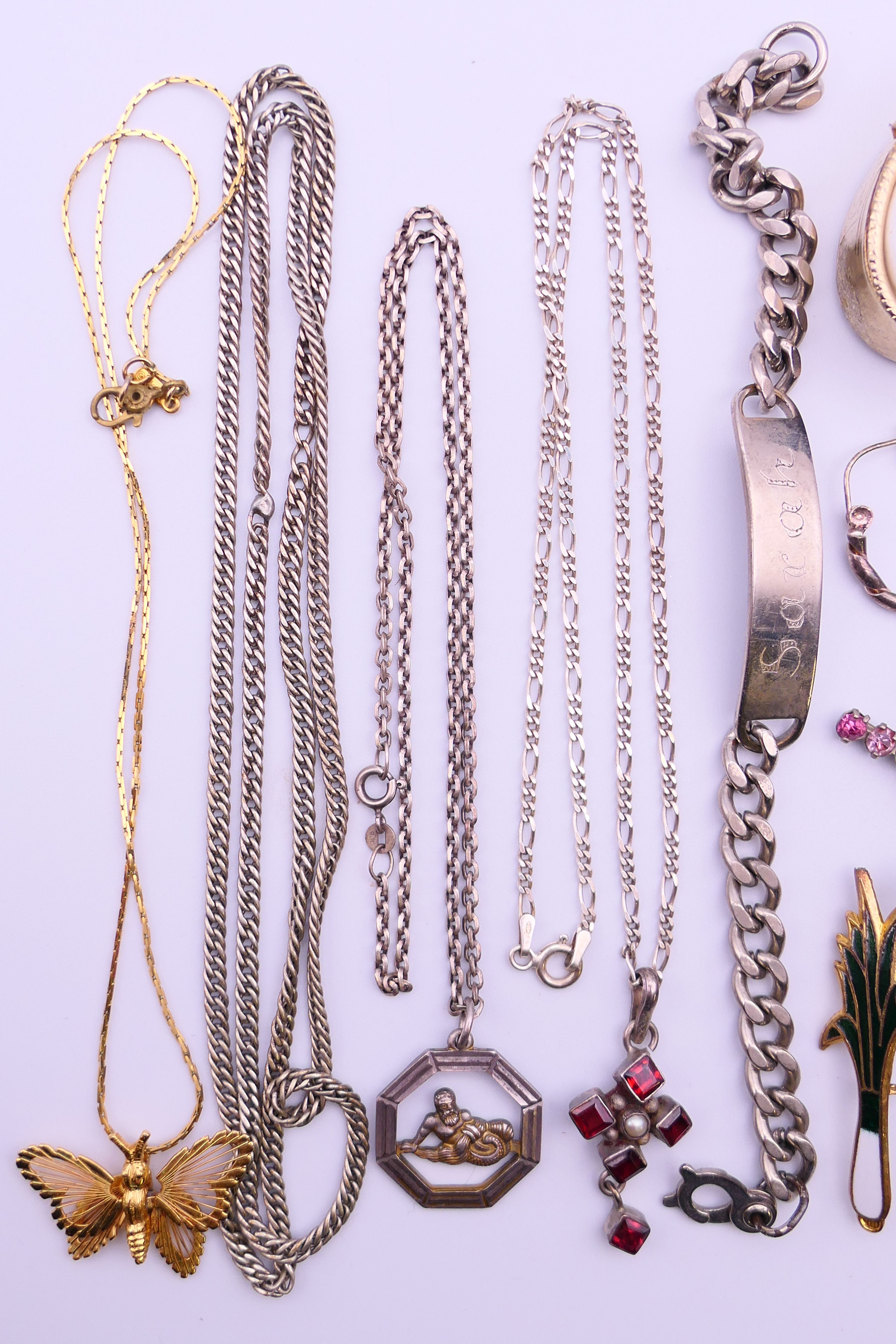 A quantity of costume and silver jewellery to include brooches, necklaces, earrings, - Image 2 of 7