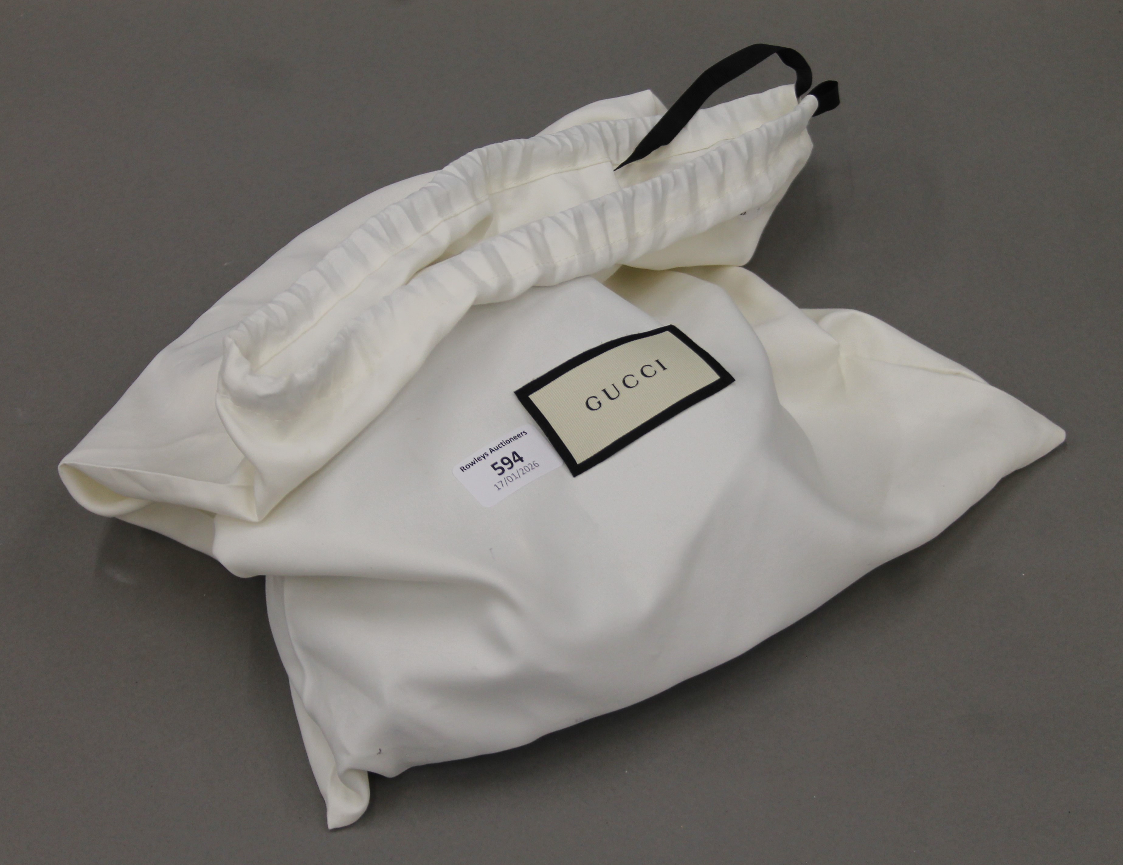 A Gucci belt bag. 20 cm wide. - Image 7 of 8