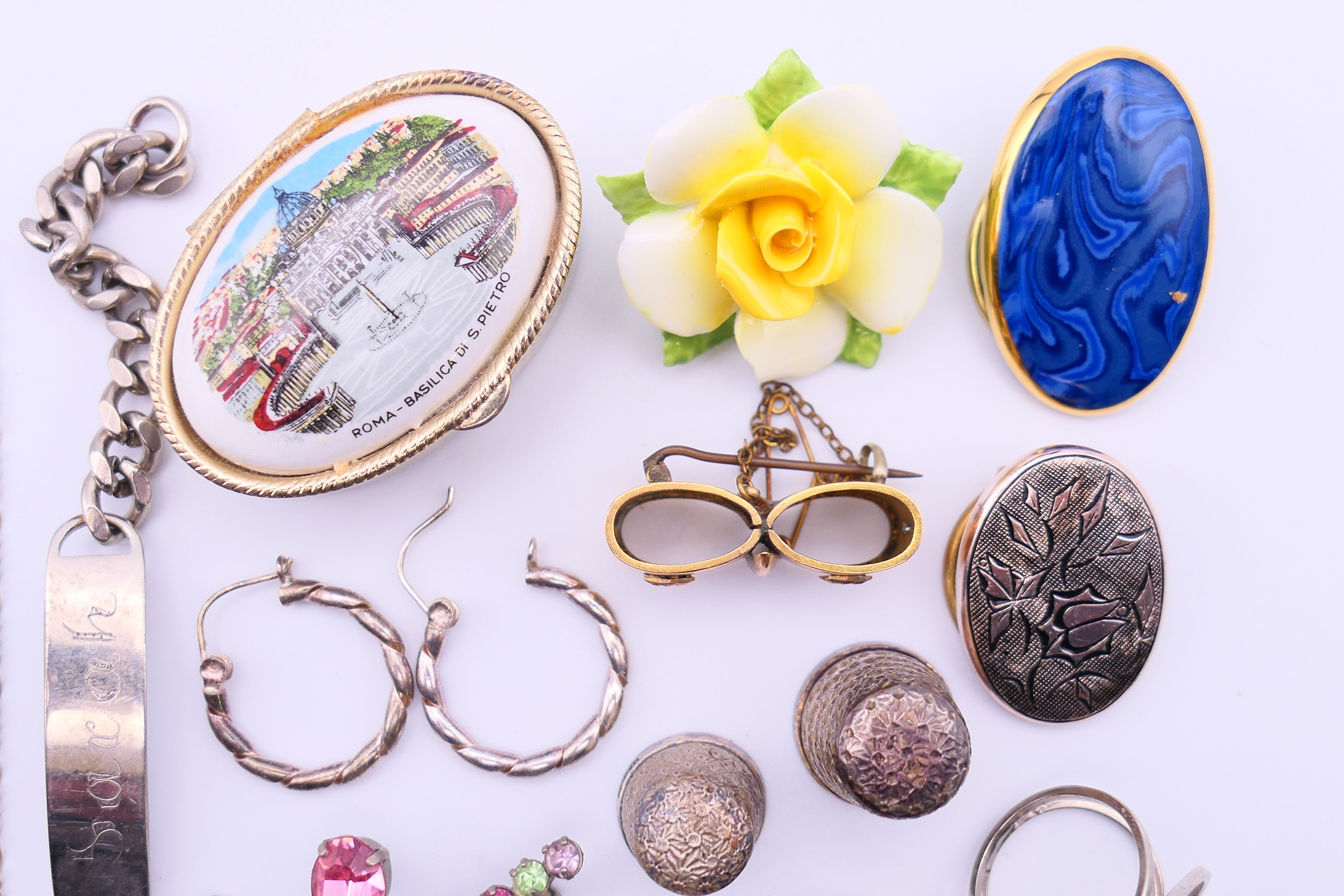 A quantity of costume and silver jewellery to include brooches, necklaces, earrings, - Image 4 of 7