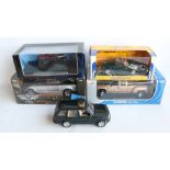 Mixed collection of 1/18 scale diecast model cars to include a Mazda MX-5 by Gateway Global (