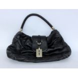 BOSS DAMENHANDTASCHE. Schwarzes Leder
