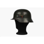 A WWII German Luftwaffe Single Decal M40 Helmet,