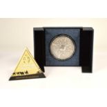 A modern Samoa limited edition 1 kg silver coin,