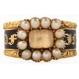 A GEORGIAN MOURNING RING TO CAPTAIN ROBERT HUDSON (D. 1816)