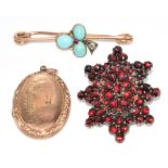 Victorian 9ct gold brooch in the form of a clover leaf set with turquoise cabochons, diamond and