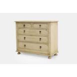 A James II-style painted wooden chest of drawers, 20th century,