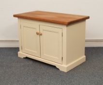 A light oak and cream-painted kitchen cupboard, probably by Neptune - the light oak top over a
