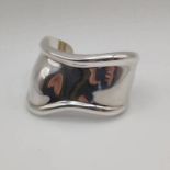 TIFFANY ELSA PERETTI 925 SILVER BONE CUFF BANGLE - 56.8G.