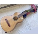 6 STRING ACOUSTIC GUITAR