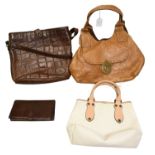 A Mulberry White Leather Scotchgrain Bag, with light tan leather trims, brass toned hardware, one