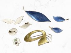 A David Andersen Norway sterling silver and enamel leaf brooch, length 6.