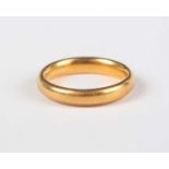 A 22ct gold wedding ring, Birmingham 1935, weight 5g, ring size approx I.